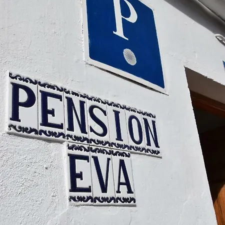 Eva *