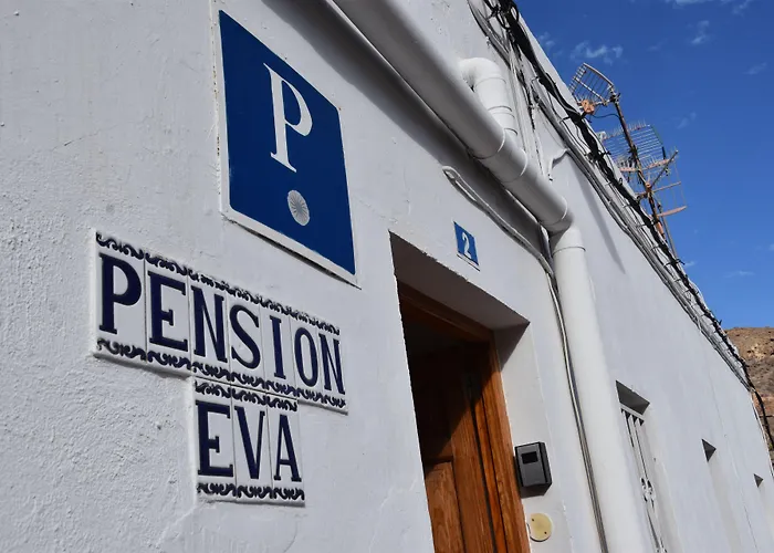 Eva Penzion *