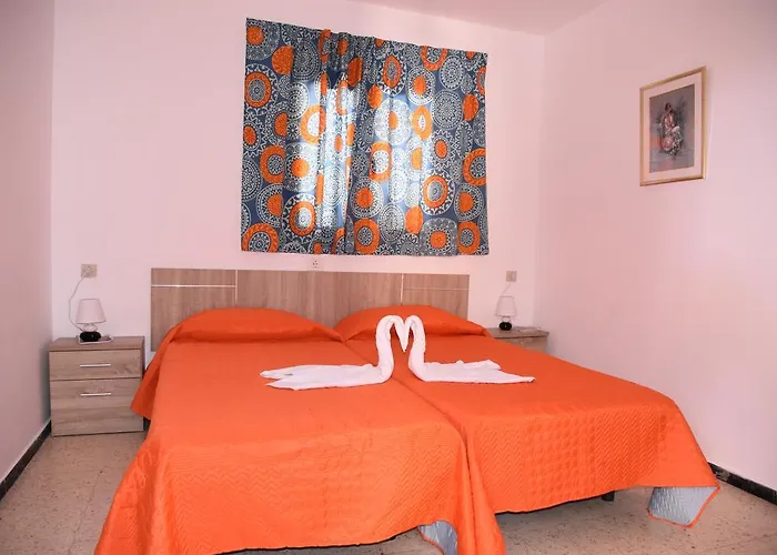 Eva בית הארחה פוארטו דה מוגן