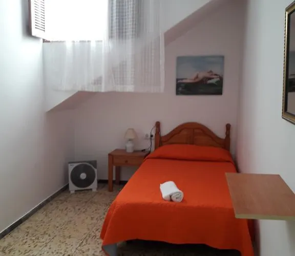 Eva בית הארחה *