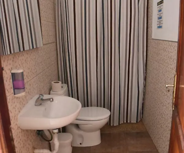 Eva בית הארחה *