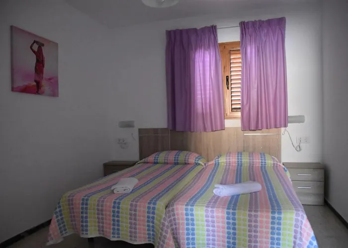 Eva בית הארחה פוארטו דה מוגן