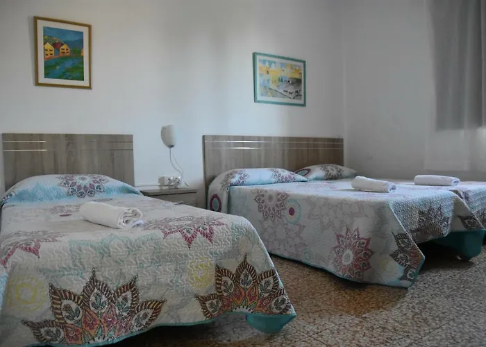 Eva * פוארטו דה מוגן